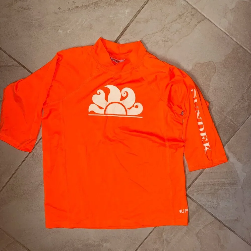 SUNDEK BOY UPF 50 CREW NECK RASH GUARD  (multiple sizes)